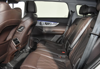 Подержанный автомобиль Chery Tiggo 8 Pro Max 2023 года (12 фото)