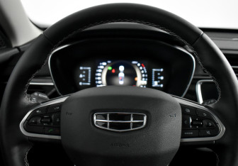 Подержанный автомобиль Geely Atlas Pro 2023 года (22 фото)