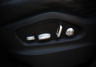 Подержанный автомобиль Porsche Cayenne 2018 года (21 фото)