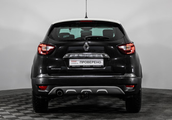 Подержанный автомобиль Renault Kaptur 2019 года (6 фото)