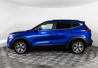 Подержанный автомобиль Kia Seltos 2021 года (8 фото)