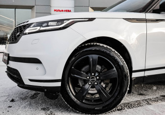 Подержанный автомобиль Land Rover Range Rover Velar 2019 года (3 фото)