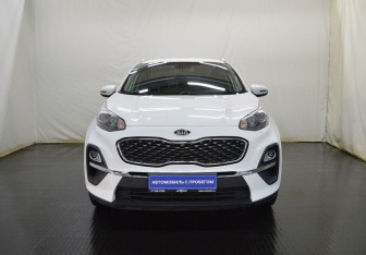 Подержанный автомобиль Kia Sportage 2021 года (2 фото)