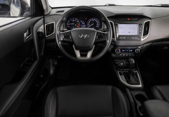 Подержанный автомобиль Hyundai Creta 2019 года (11 фото)