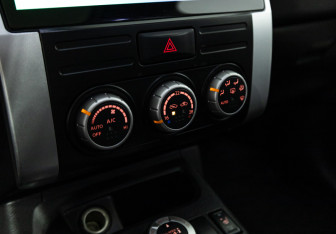 Подержанный автомобиль Nissan X-Trail 2011 года (18 фото)