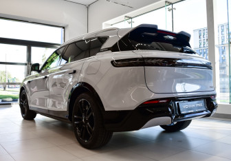 Новый Voyah Free 2025 (4 фото)