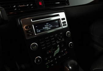 Подержанный автомобиль Volvo S80 2008 года (16 фото)