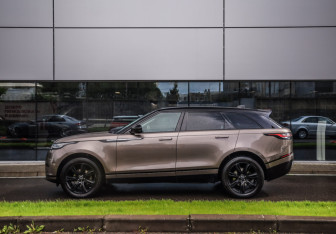 Подержанный автомобиль Land Rover Range Rover Velar 2018 года (9 фото)