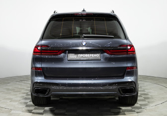 Подержанный автомобиль BMW X7 2019 года (6 фото)