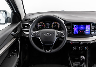 Подержанный автомобиль LADA (ВАЗ) Vesta Sedan 2023 года (14 фото)
