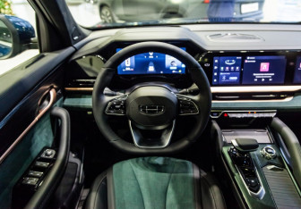 Новый Geely Monjaro 2025 (7 фото)