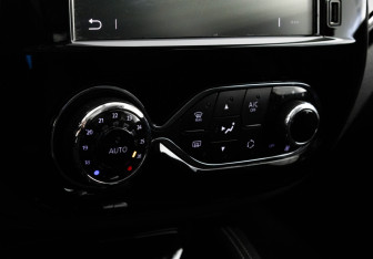 Подержанный автомобиль Renault Kaptur 2020 года (16 фото)