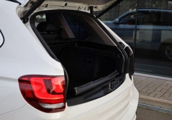 Подержанный автомобиль BMW X5 2014 года (26 фото)