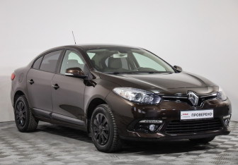 Подержанный автомобиль Renault Fluence 2016 года (3 фото)