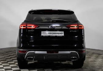 Подержанный автомобиль Geely Atlas 2021 года (6 фото)