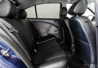 Подержанный автомобиль Skoda Octavia Liftback 2006 года (15 фото)