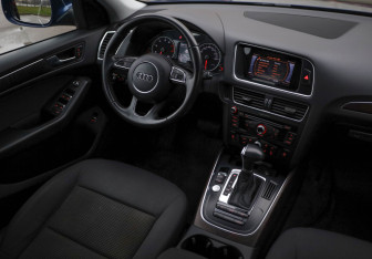 Подержанный автомобиль Audi Q5 2014 года (8 фото)