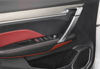 Подержанный автомобиль Geely Coolray 2020 года (23 фото)
