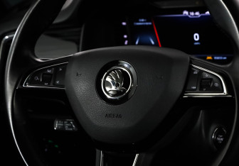 Подержанный автомобиль Skoda Kodiaq 2020 года (11 фото)