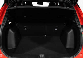Подержанный автомобиль Geely Coolray 2024 года (29 фото)