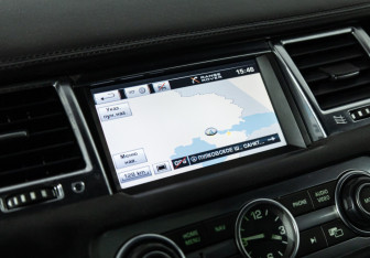 Подержанный автомобиль Land Rover Range Rover Sport 2012 года (21 фото)