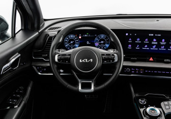 Подержанный автомобиль Kia Sportage 2022 года (15 фото)