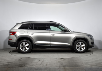 Подержанный автомобиль Skoda Kodiaq 2020 года (4 фото)