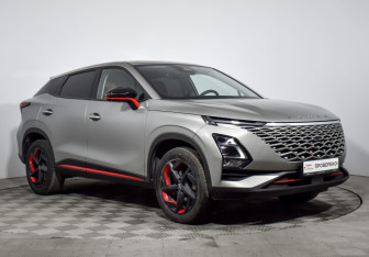 Подержанный автомобиль Omoda C5 2023 года (3 фото)