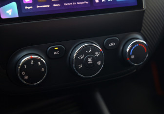 Подержанный автомобиль Kia Cerato Sedan 2015 года (18 фото)