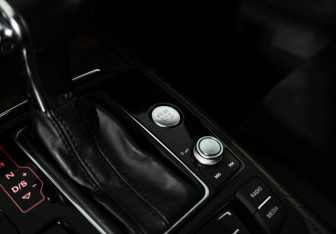 Подержанный автомобиль Audi A6 Sedan 2013 года (22 фото)