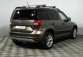 Подержанный автомобиль Skoda Yeti 2014 года (5 фото)