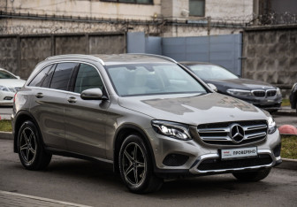 Подержанный автомобиль Mercedes-Benz GLC Coupe 2019 года (4 фото)