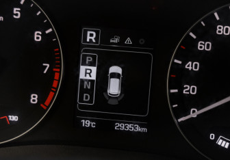 Подержанный автомобиль Hyundai Creta 2019 года (16 фото)