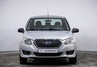 Подержанный автомобиль Datsun on-DO 2015 года (2 фото)