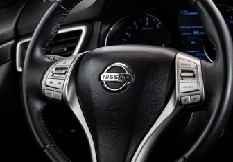 Подержанный автомобиль Nissan X-Trail 2016 года (11 фото)
