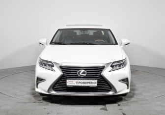 Подержанный автомобиль Lexus ES 2017 года (2 фото)