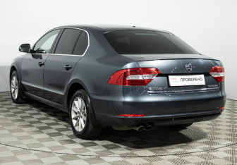 Подержанный автомобиль Skoda Superb Liftback 2014 года (7 фото)