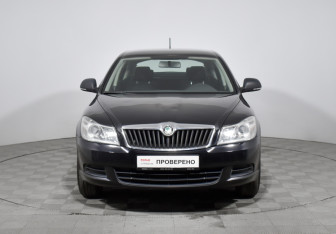 Подержанный автомобиль Skoda Octavia Liftback 2012 года (2 фото)