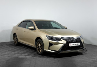 Подержанный автомобиль Toyota Camry Sedan 2012 года (3 фото)