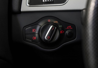 Подержанный автомобиль Audi A5 Coupe 2010 года (16 фото)