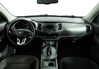 Подержанный автомобиль Kia Sportage 2014 года (13 фото)