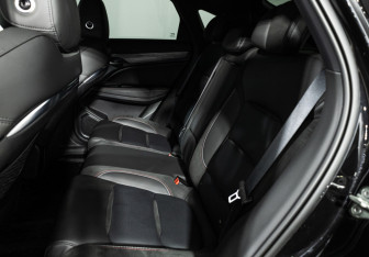 Подержанный автомобиль Geely Tugella 2023 года (10 фото)