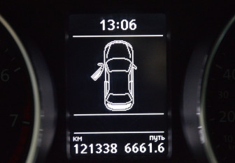 Подержанный автомобиль Volkswagen Jetta Sedan 2016 года (15 фото)