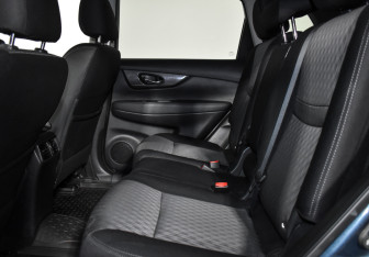 Подержанный автомобиль Nissan X-Trail 2019 года (12 фото)