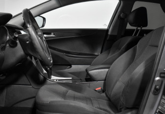 Подержанный автомобиль Hyundai Sonata 2012 года (11 фото)