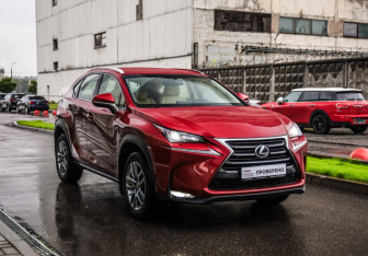 Подержанный автомобиль Lexus NX 2017 года (5 фото)