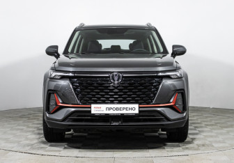 Подержанный автомобиль Changan CS35PLUS 2023 года (2 фото)