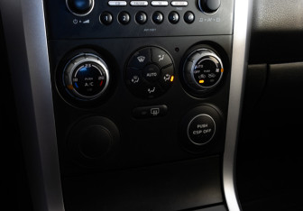 Подержанный автомобиль Suzuki Grand Vitara 2008 года (13 фото)