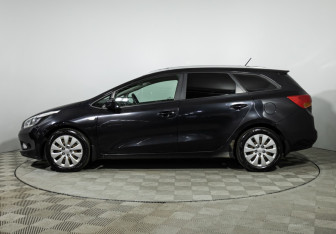 Подержанный автомобиль Kia Ceed Wagon 2013 года (8 фото)