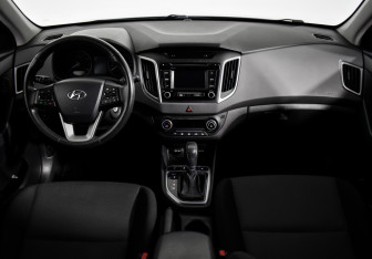 Подержанный автомобиль Hyundai Creta 2017 года (14 фото)